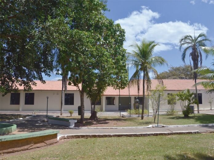 8f7e3a79-c4b7-49e6-8570-38a79efe213e